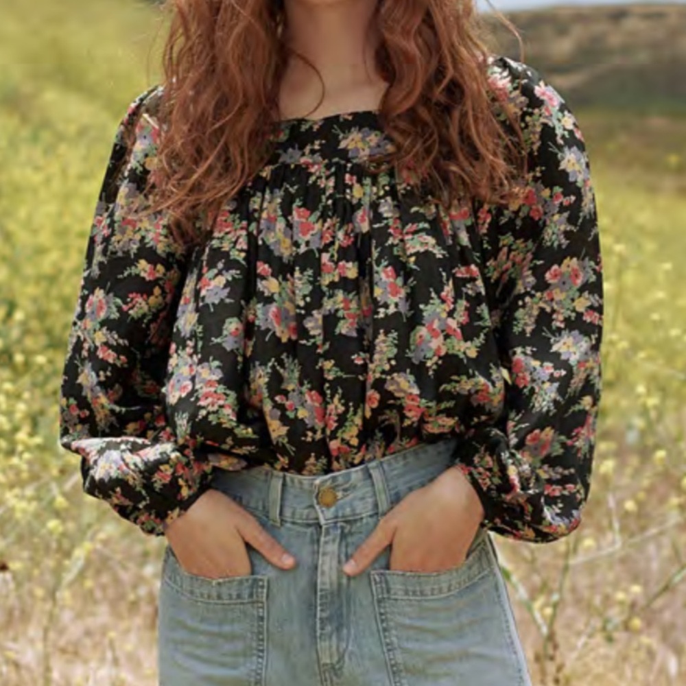 THE GREAT. The Prairie Top in Tulip Field Print. Size 0. 🖤🌷